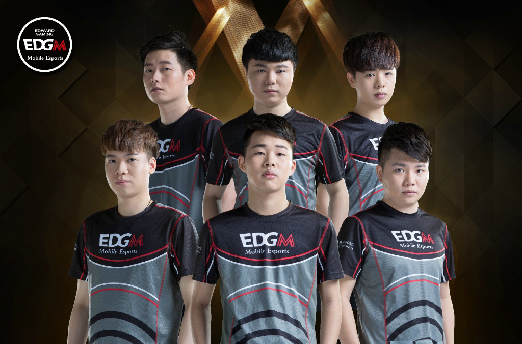 许多球员在 许多球员在