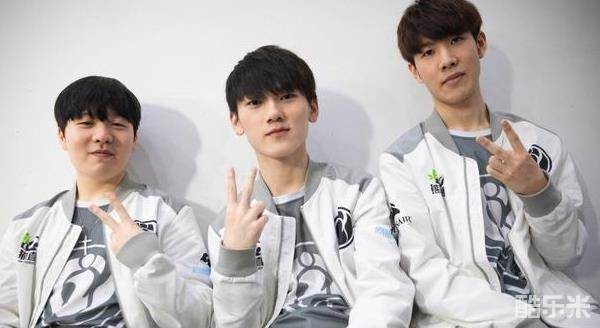 职业背景 职业背景