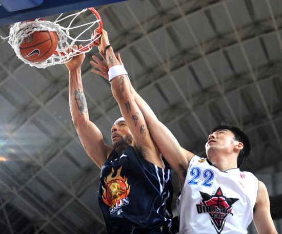 弱侧站位过 弱侧站位过